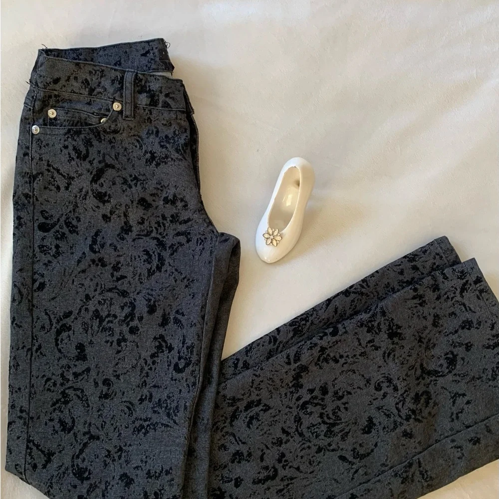 LAUNDRY by Shelli Segal Black bootleg Textured 62% cotton slacks size 2 …
